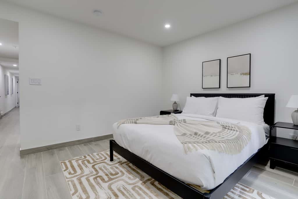 Sojourn's 4 BR + Private Patio at Union Market