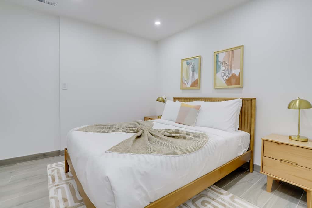 Sojourn's 4 BR + Private Patio at Union Market