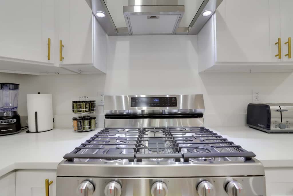 Sojourn's 4 BR + Private Patio at Union Market