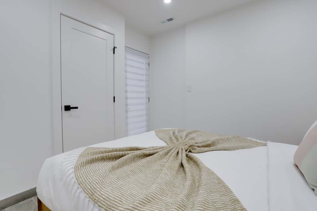 Sojourn's 4 BR + Private Patio at Union Market