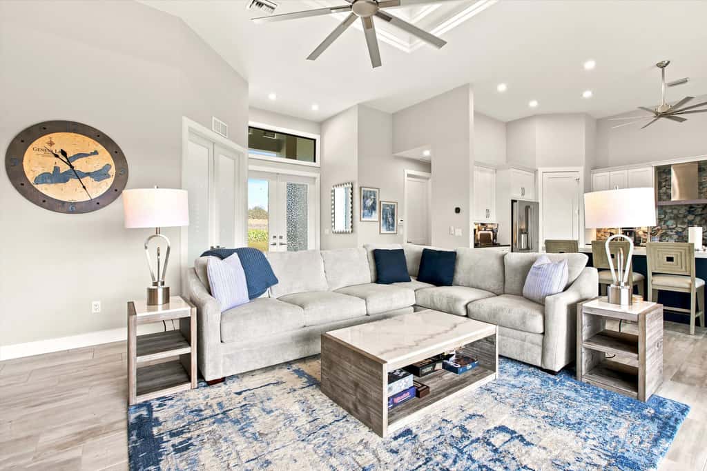 Gorgeous 3 Bedroom Marco Island Home with Private Pool and Outdoor Kitchen