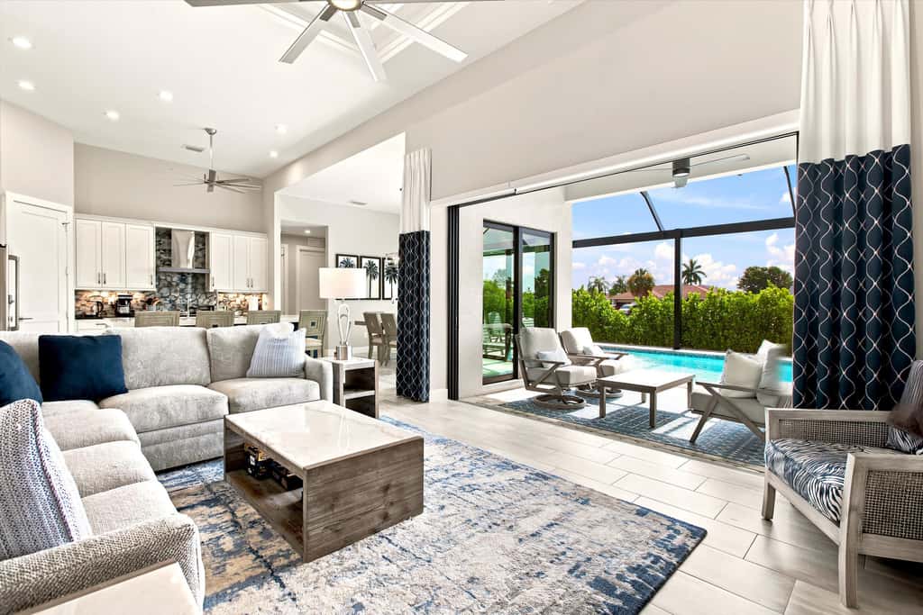 Gorgeous 3 Bedroom Marco Island Home with Private Pool and Outdoor Kitchen