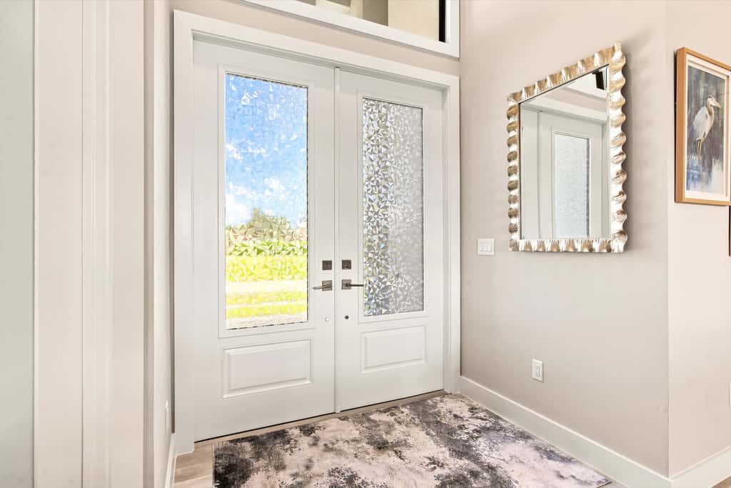 Gorgeous 3 Bedroom Marco Island Home with Private Pool and Outdoor Kitchen
