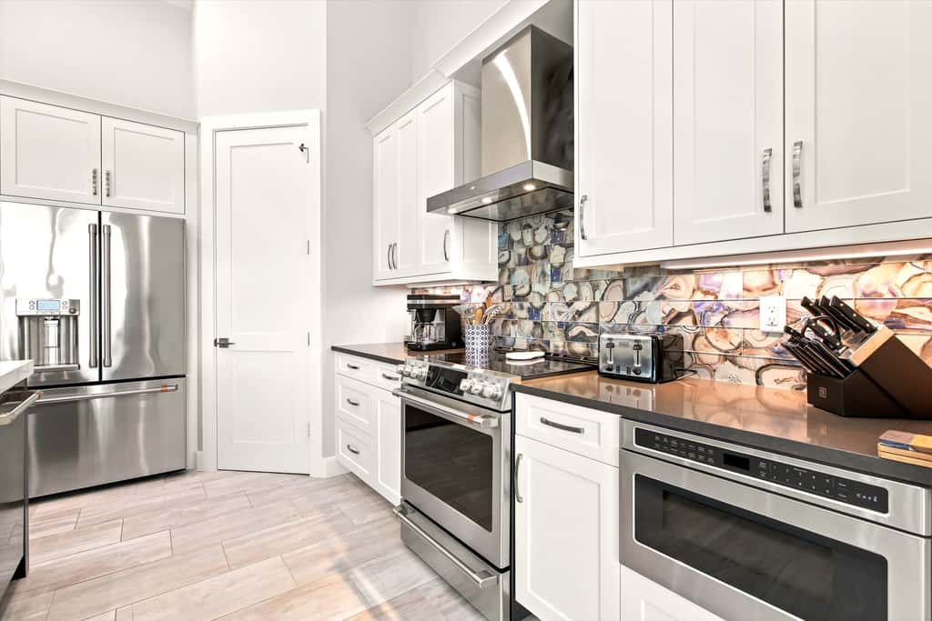 Gorgeous 3 Bedroom Marco Island Home with Private Pool and Outdoor Kitchen