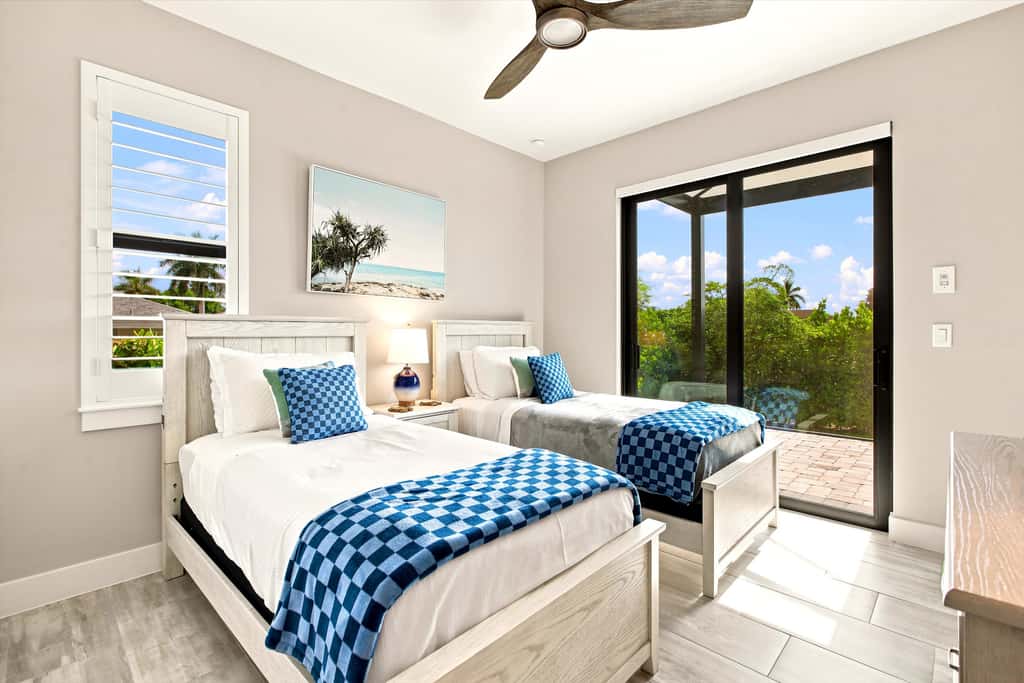 Gorgeous 3 Bedroom Marco Island Home with Private Pool and Outdoor Kitchen