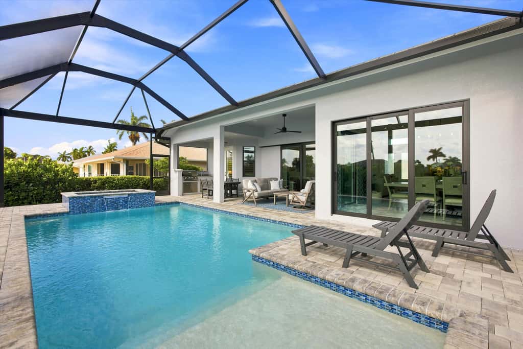 Gorgeous 3 Bedroom Marco Island Home with Private Pool and Outdoor Kitchen