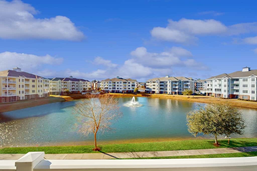 Lakefront Waterview