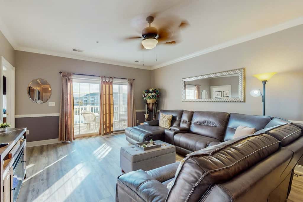 Lakefront Waterview