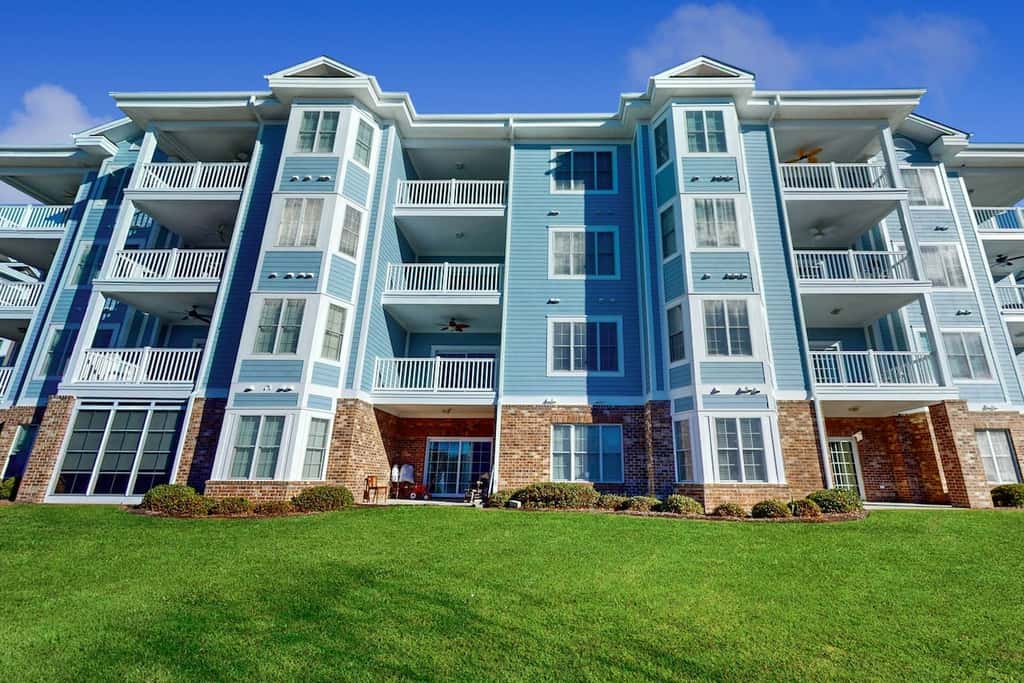 Lakefront Waterview