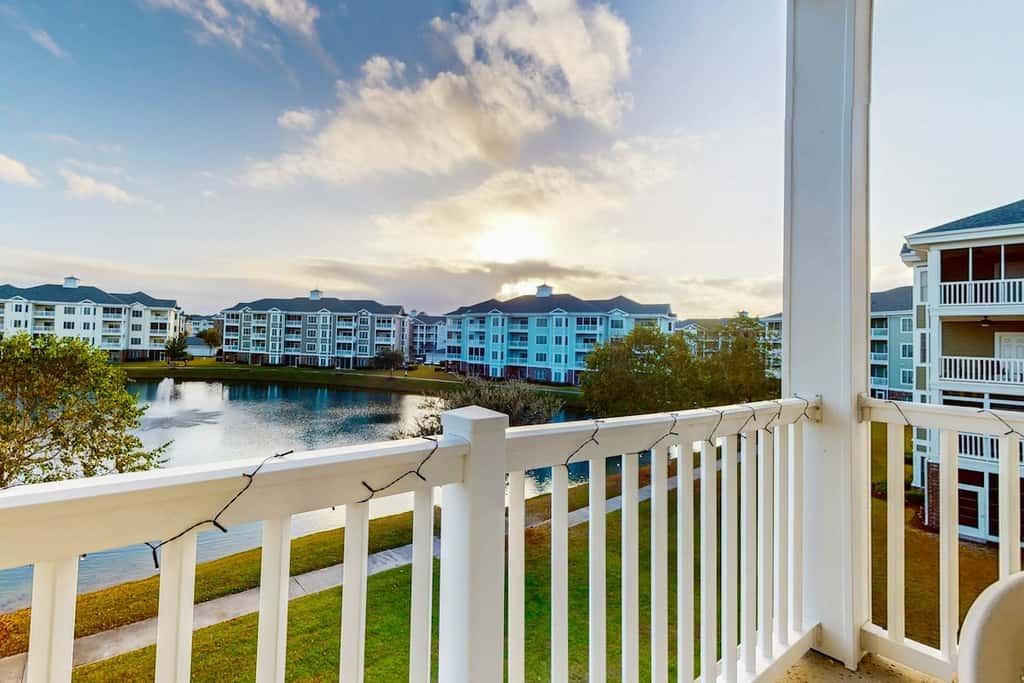 Lakefront Waterview