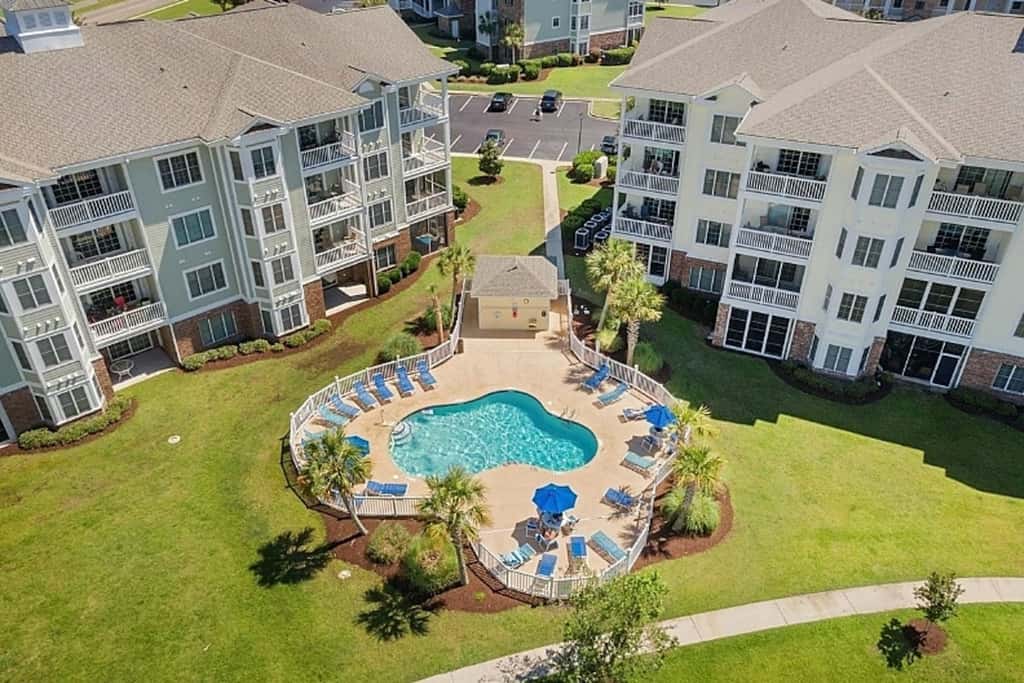 Lakefront Waterview