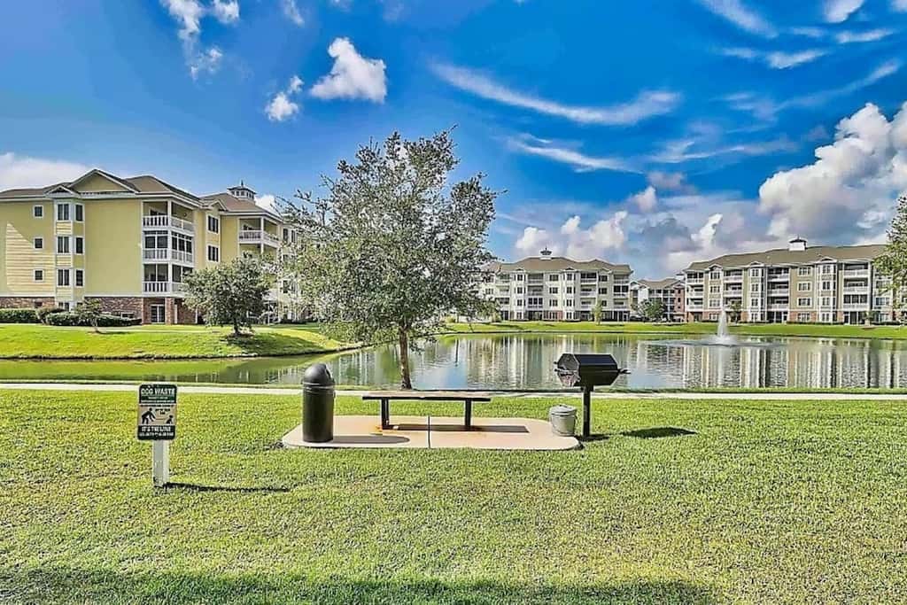 Lakefront Waterview