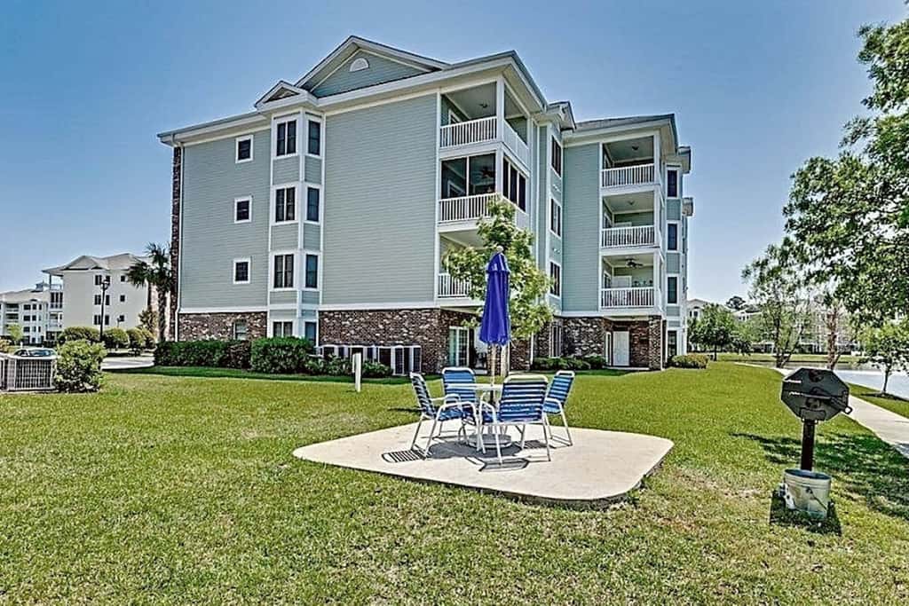 Lakefront Waterview