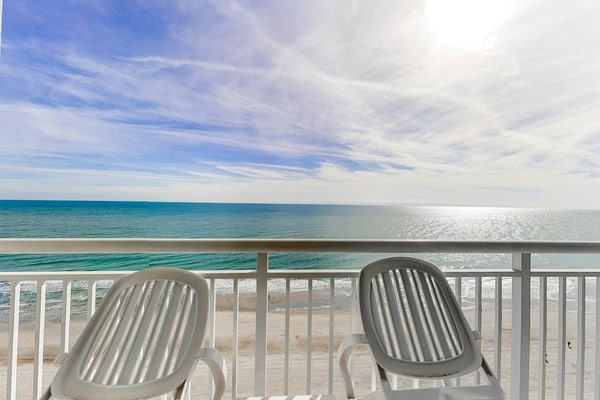 Your search for the perfect beachfront escape ends here! Welcome to this beautifully maintained 17th-floor oceanfront condo, where sweeping Atlantic views and comfortable resort amenities create the perfect Myrtle Beach getaway. Snowbird-friendly and sleeping up to 6 guests, this condo is an ideal retreat for families, couples, or groups looking to relax by the beach.