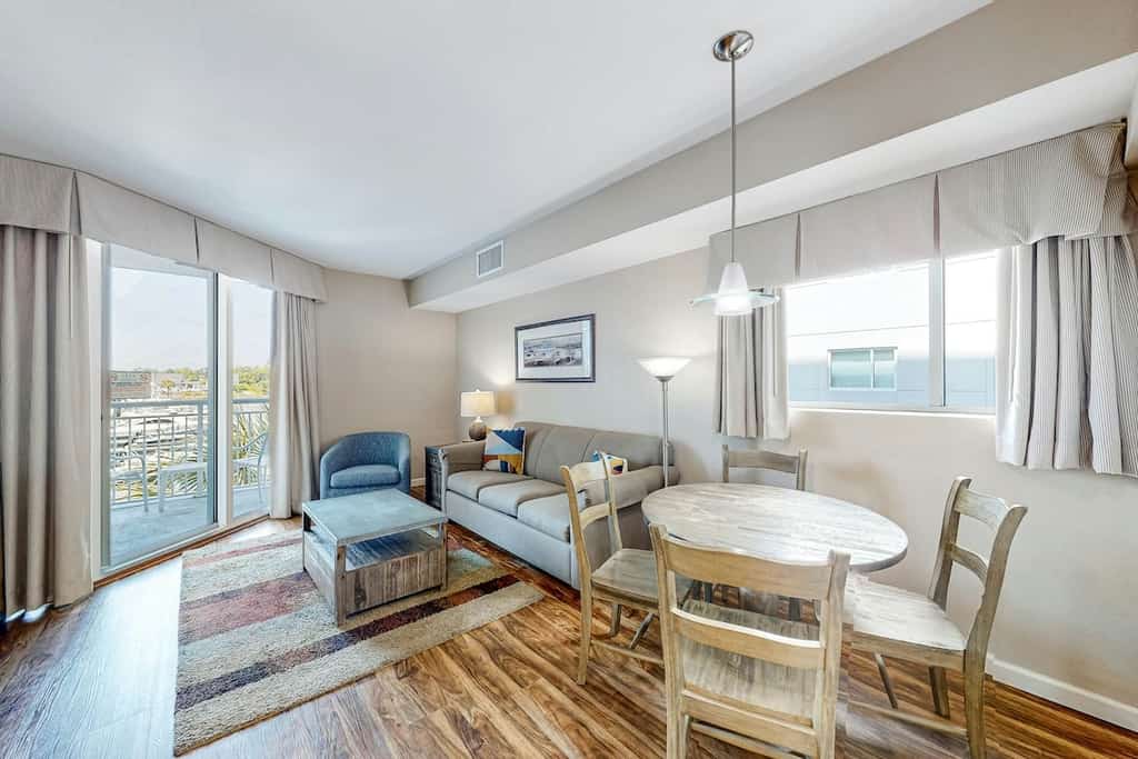 1st floor condo with pool, hot tub, marina view, private W/D & central AC