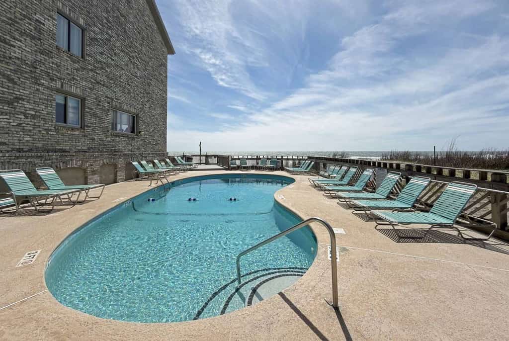First floor oceanfront condo with pool, hot tub & beach access