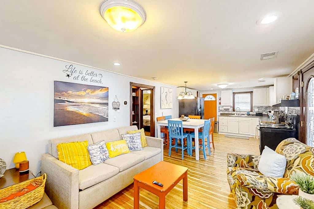 Classic beach house with private pool, patio, deck, and Dog Friendly