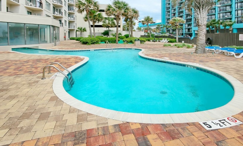 Fabulous ocean view condo with resort amenities, private balcony, & open layout