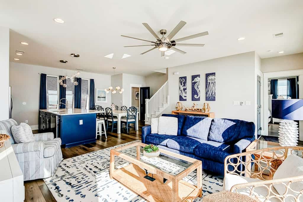 Beachfront stilted home with ocean views, beach deck, WiFi, central AC & W/D