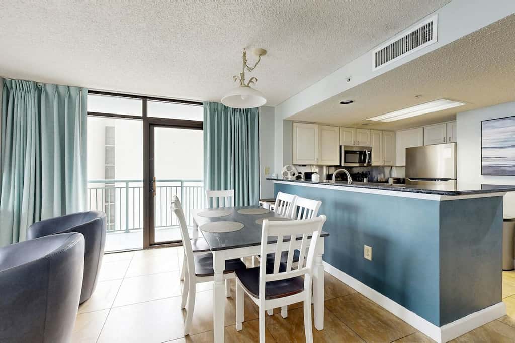 Sand Dunes Resort 910
