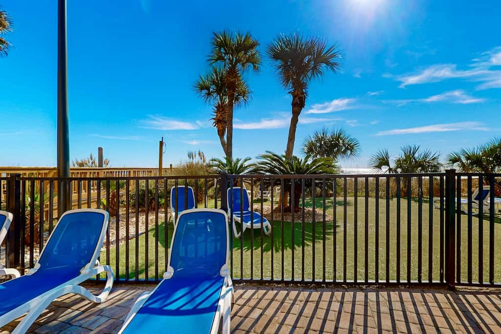 Sand Dunes Resort 910