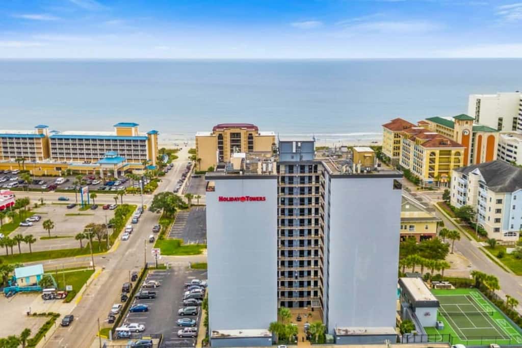 Holiday Towers 1108
