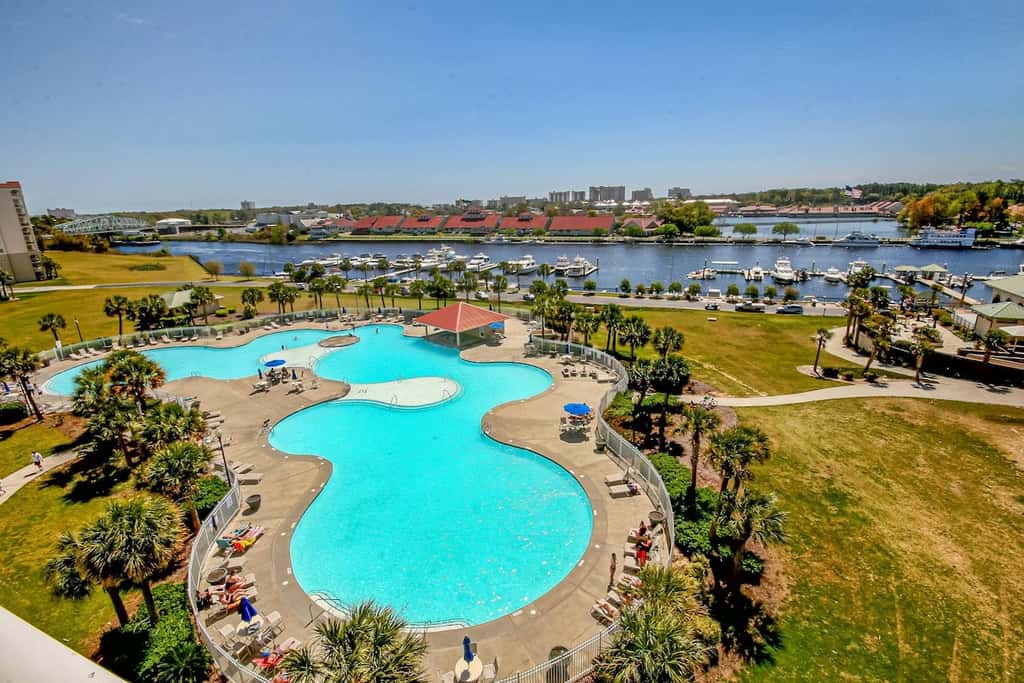 Yacht Club Villas 2-702