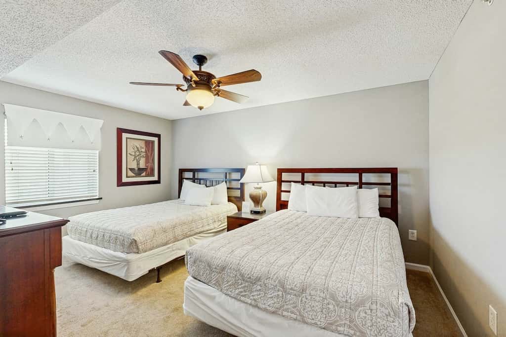 Yacht Club Villas 2-702