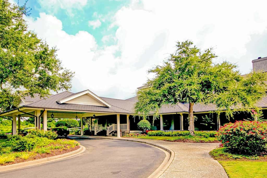 Yacht Club Villas 2-702