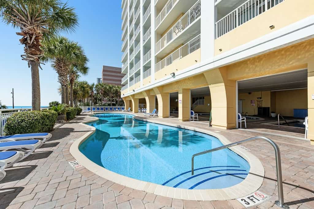 15th-floor oceanfront condo with ocean views, pools hot tubs, gym, balcony