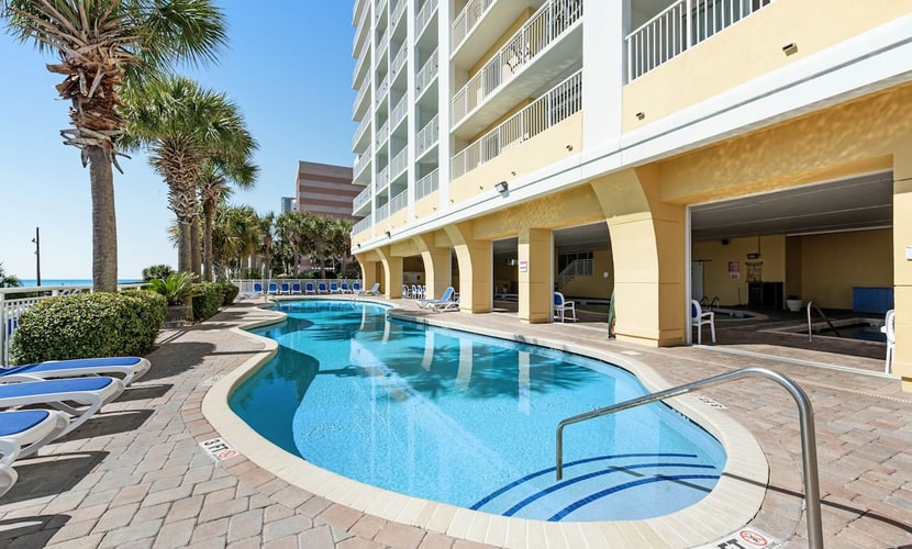 15th-floor oceanfront condo with ocean views, pools hot tubs, gym, balcony