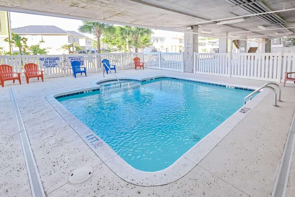 2nd-Floor 2-Story Home w/Balconies, Ping-Pong Table, Shared Outdoor Pool, WiFi