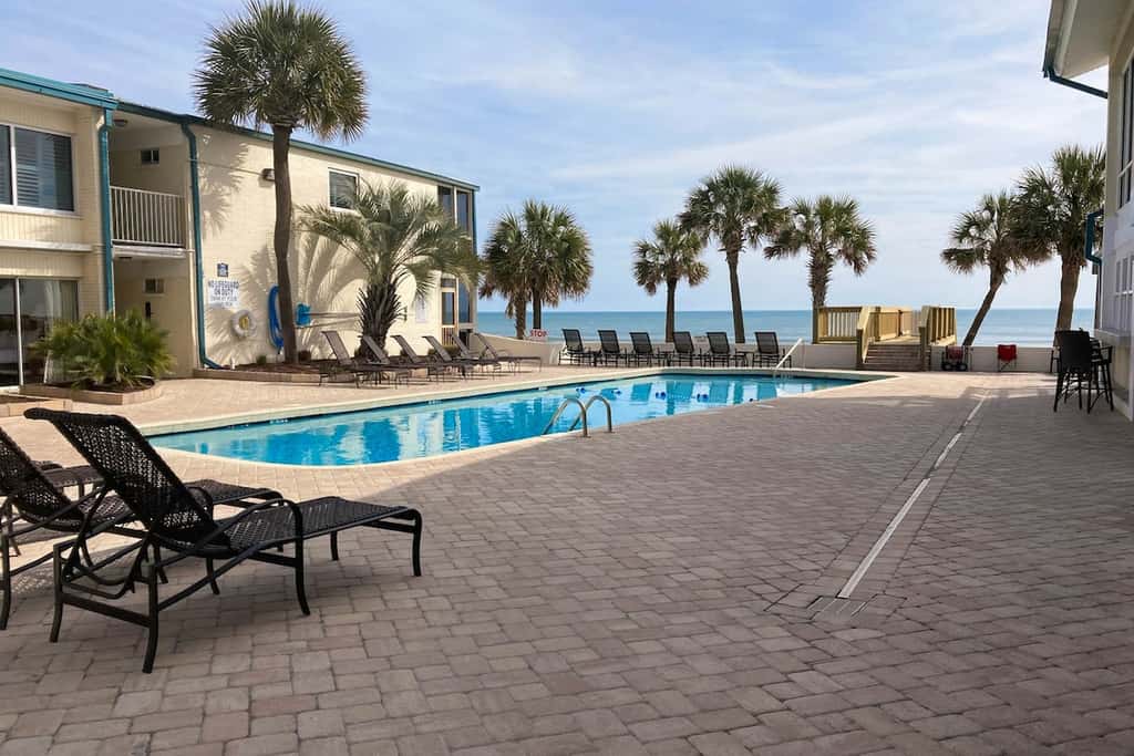 The Sand Shack - Litchfield Inn 251