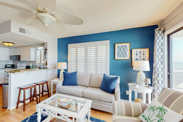 Sun-filled oceanfront getaway with pool, balcony, AC, & magnificent ocean views