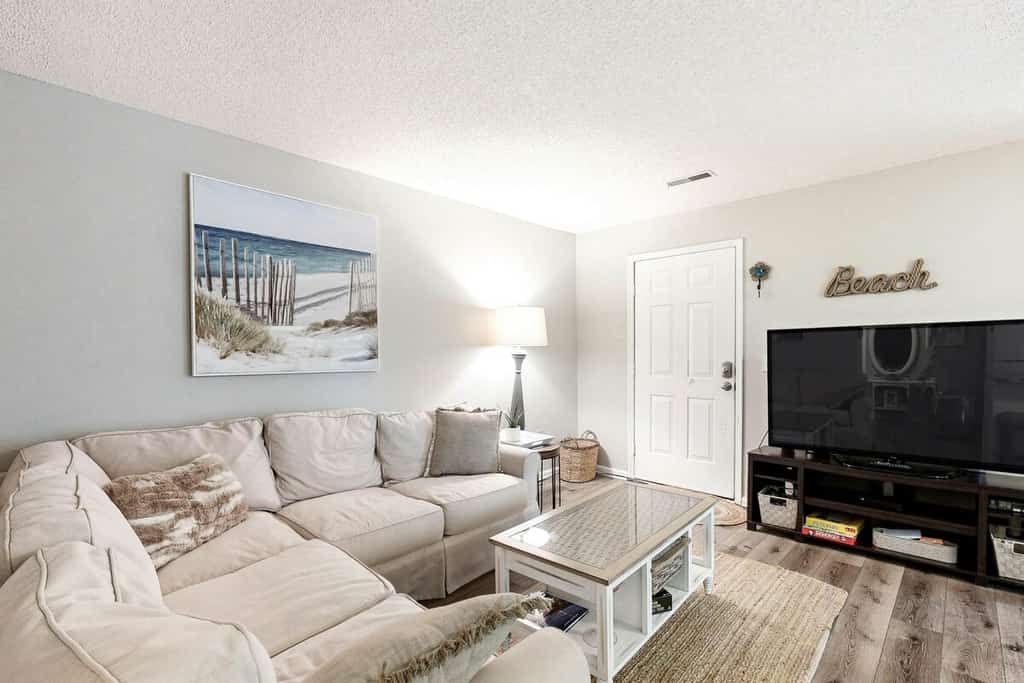 Dog-friendly condo with ocean views, large deck, washer/dryer & central AC