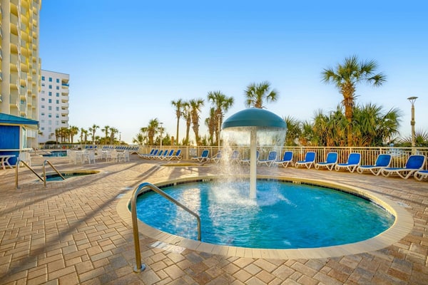 Oceanfront condo with beach views, WiFi, balcony, pools, hot tubs, & lazy river