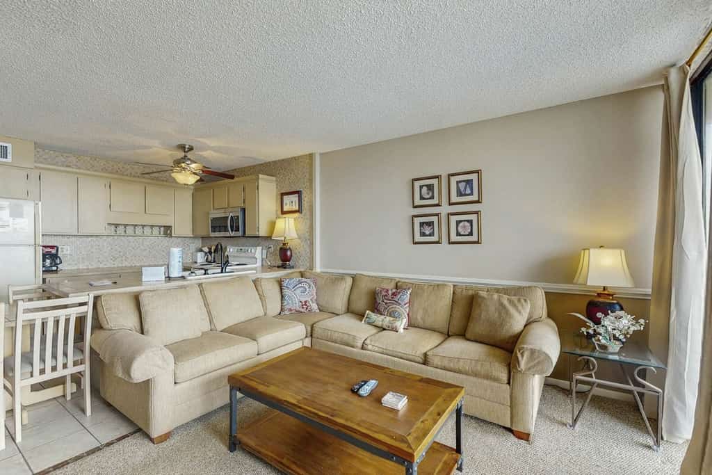 Beach Front Condo | Condo in Murrells Inlet w/ocean view balcony, pool & hot tub