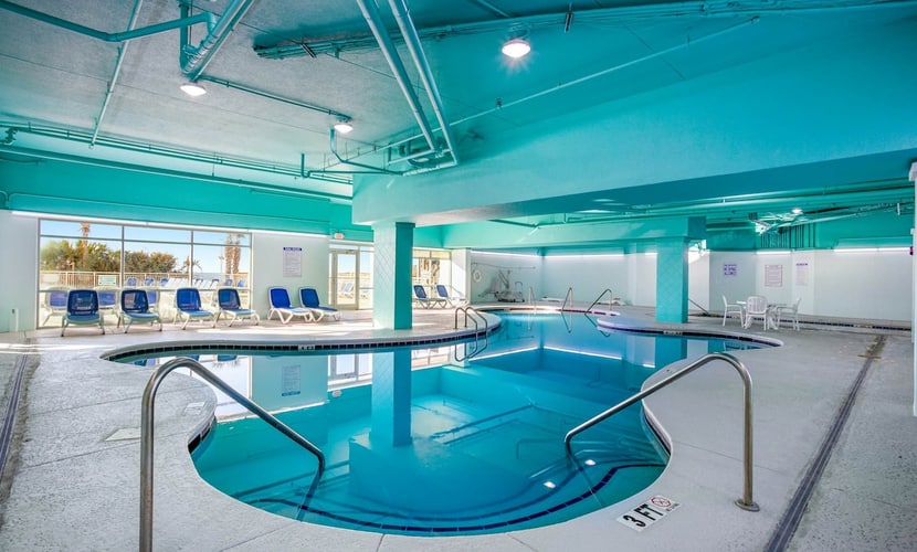 12th floor oceanfront condo w/ central AC, shared hot tub, shared pool, WiFi