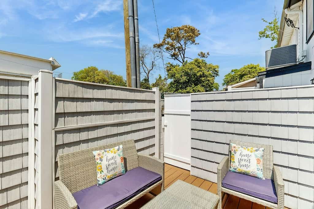 Stylish Coastal Retreat | Walk to Beach | Family-Friendly Townhome