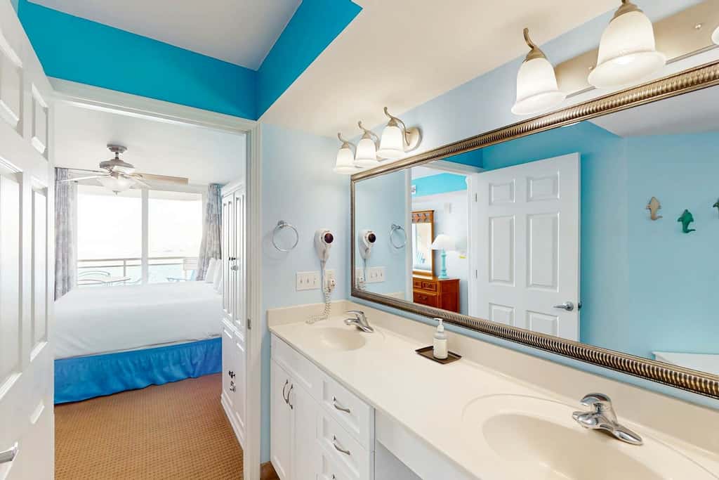 Bahama Sands 0906 - Dolphin's Delight