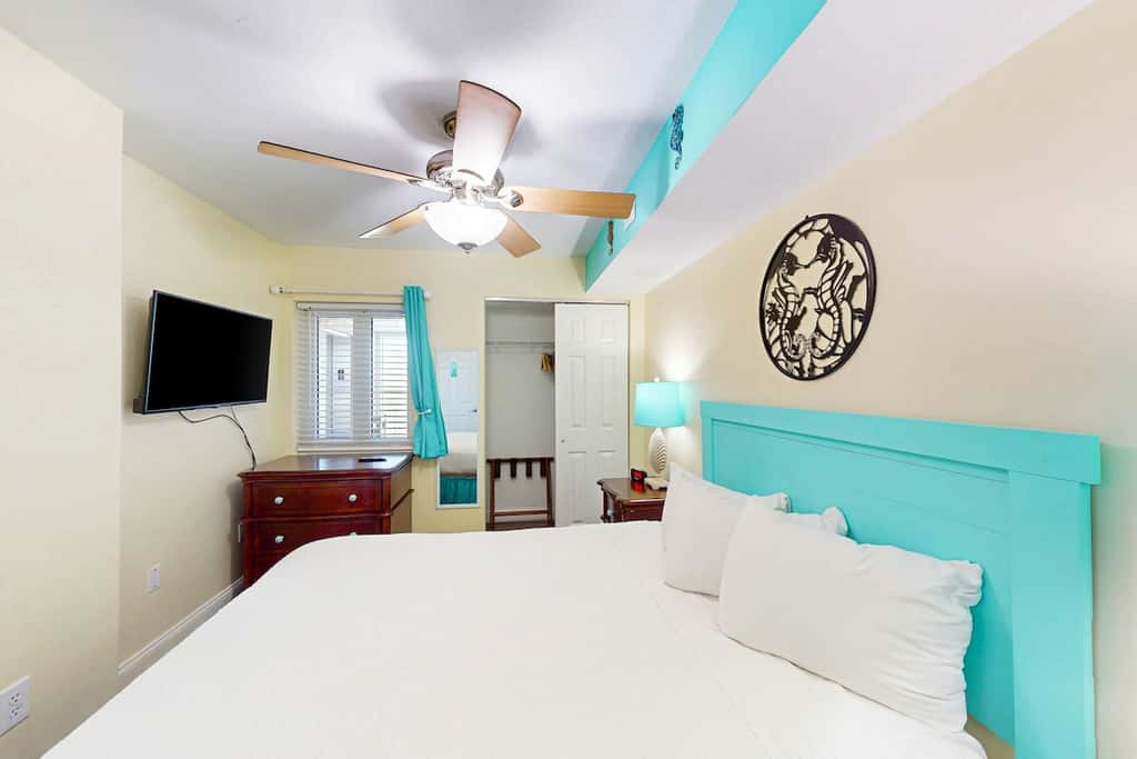 Bahama Sands 0906 - Dolphin's Delight