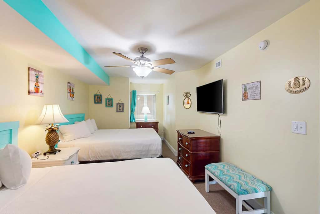 Bahama Sands 0906 - Dolphin's Delight