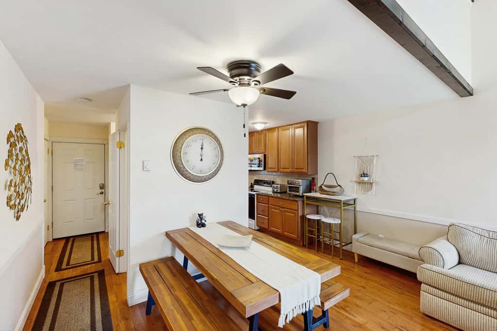 Cozy 3BR Condo- Indoor Pool- Near Ski & Waterpark