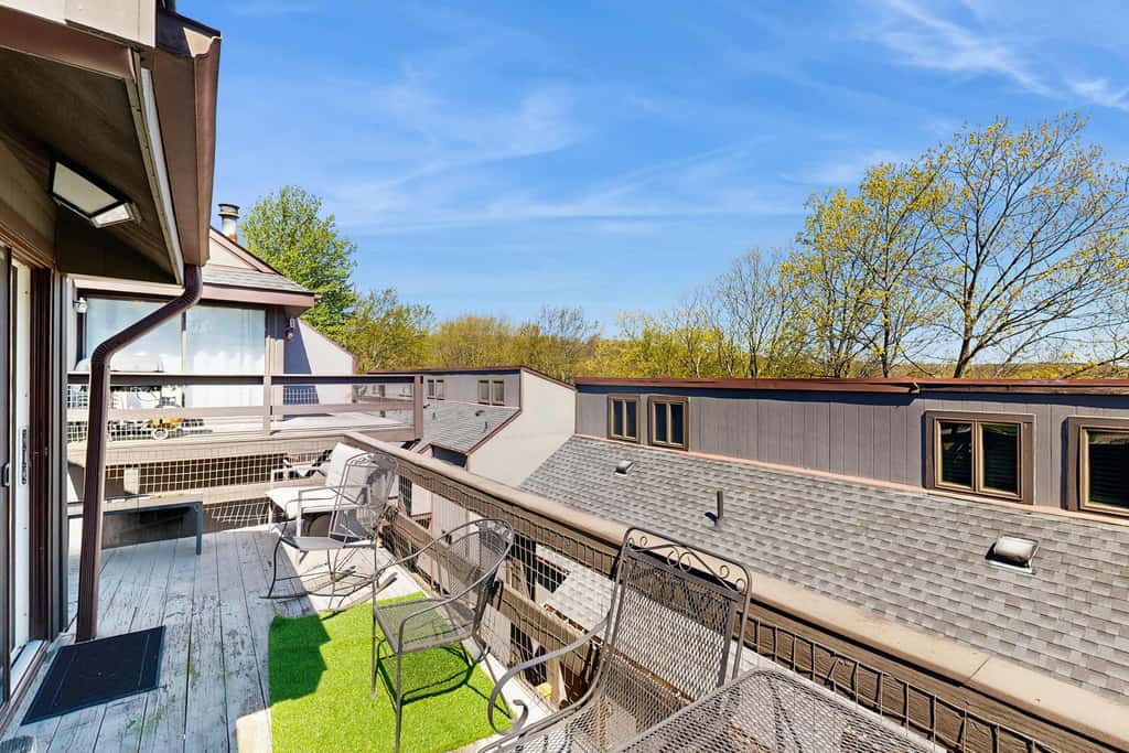 Cozy 3BR Condo- Indoor Pool- Near Ski & Waterpark