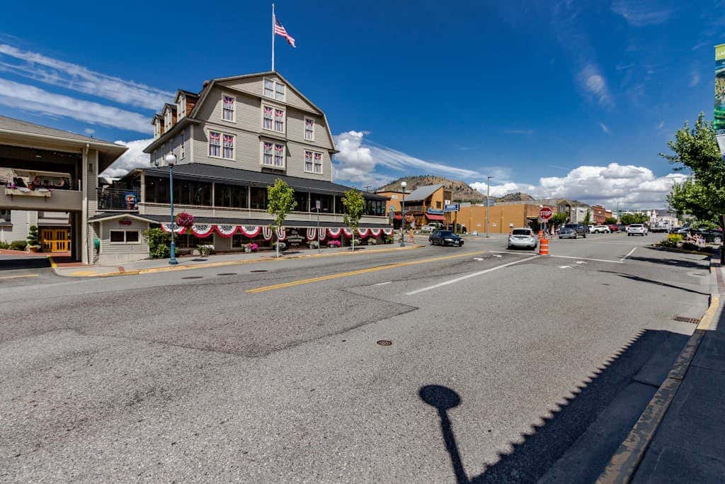 Lake Chelan Shores - Spirit of the Cascades #1-2