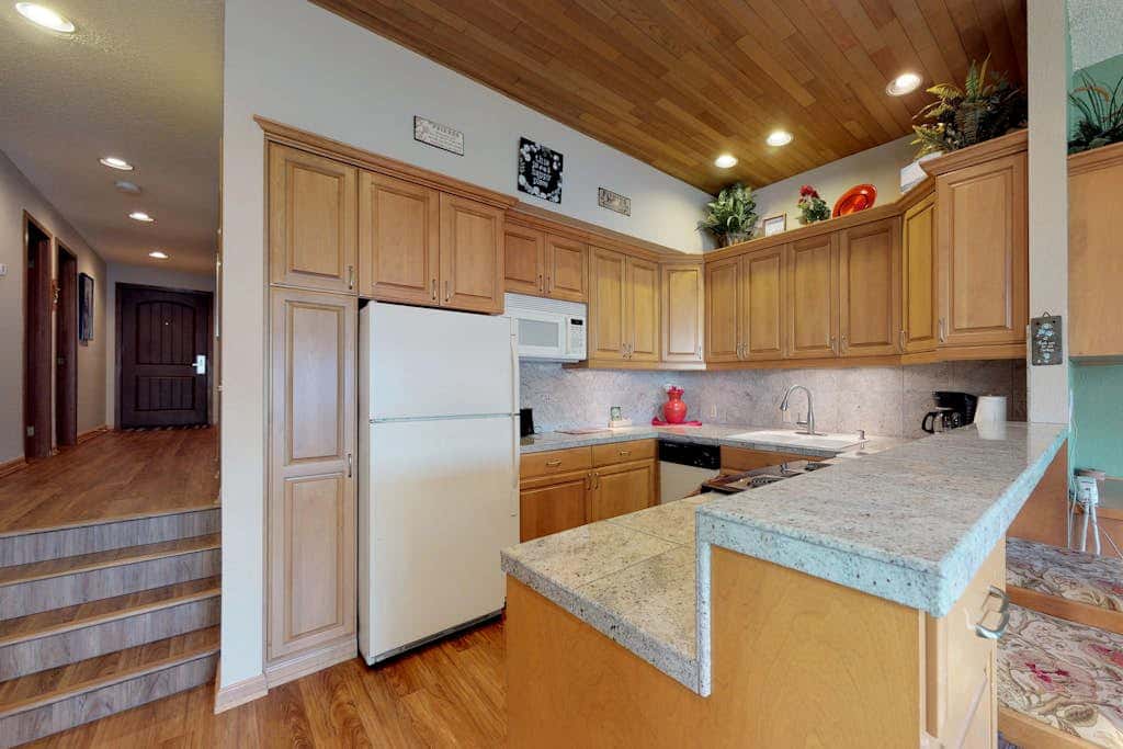 Lake Chelan Shores -  Waterfront Gem #11-3
