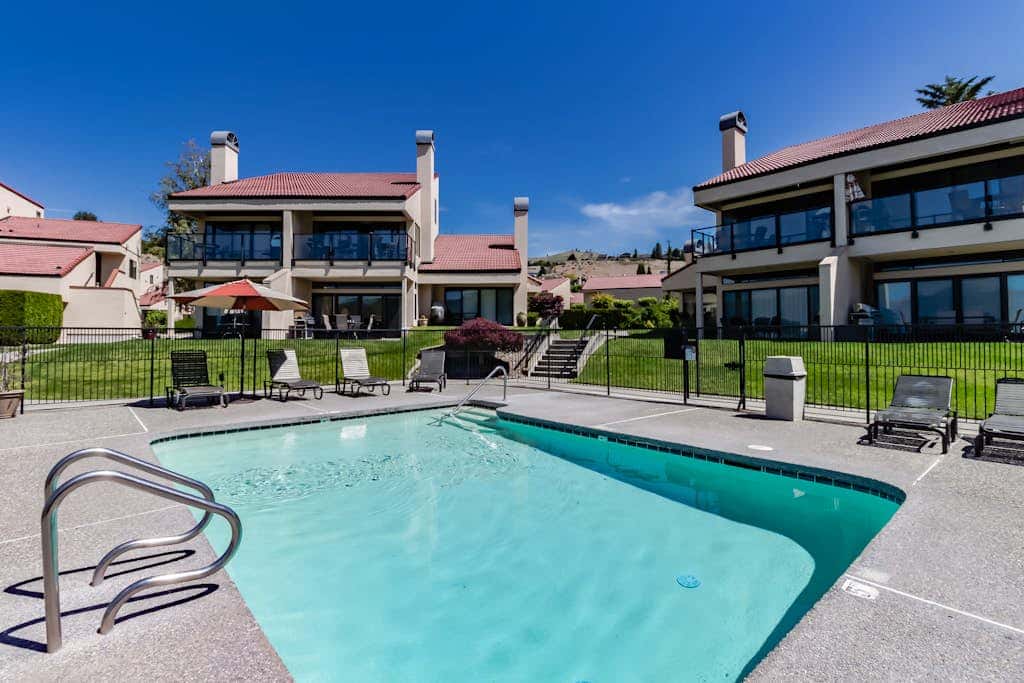 Lake Chelan Shores -  Waterfront Gem #11-3