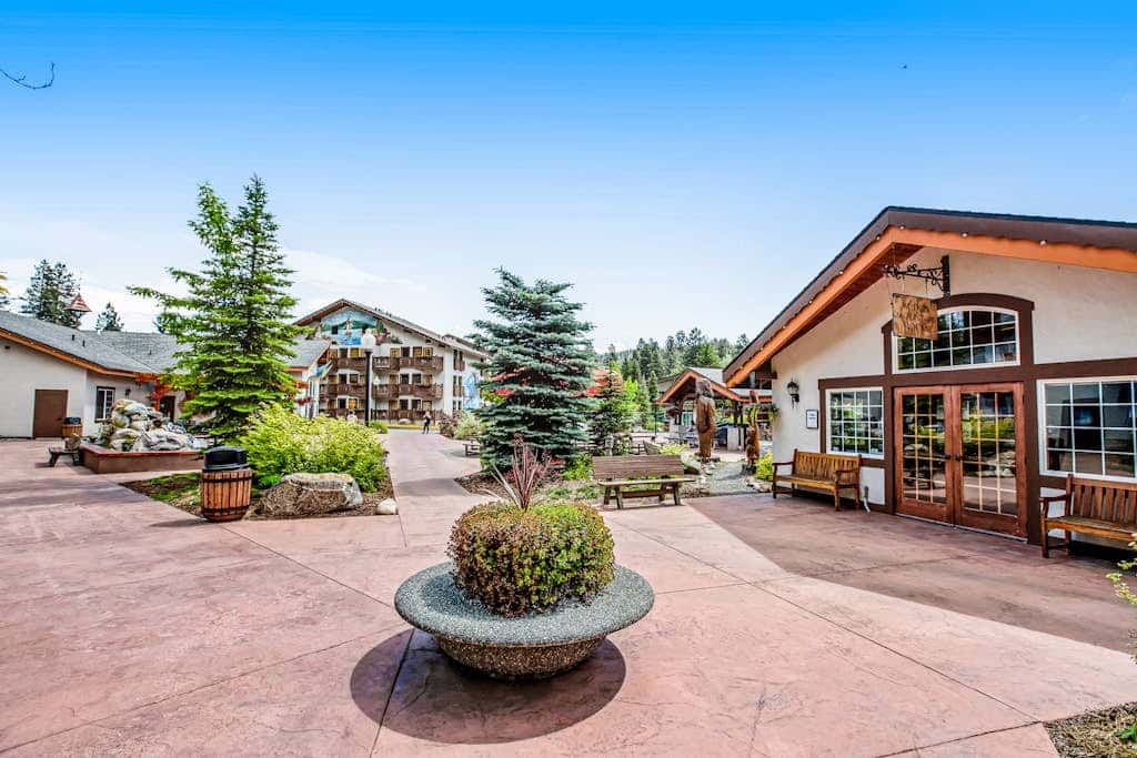 Icicle Village Resort Condo 505 & 506