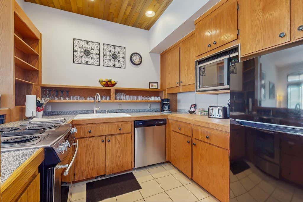 Lake Chelan Shores - Boater's Paradise #10-2
