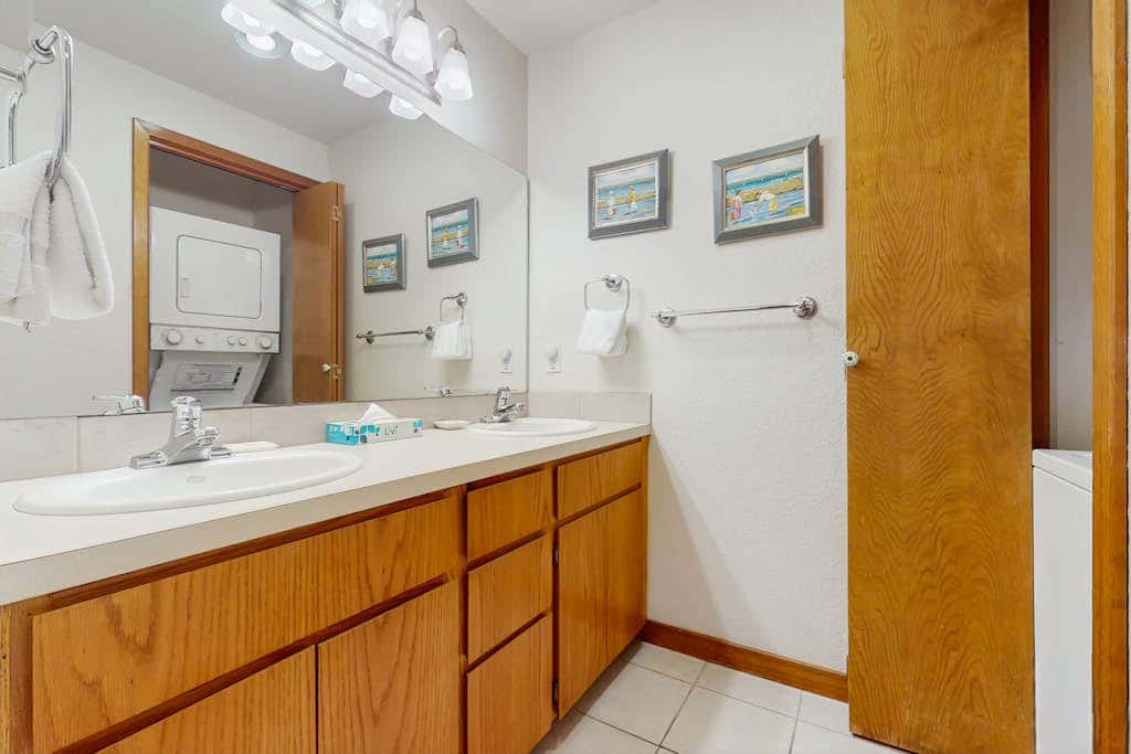 Lake Chelan Shores - Boater's Paradise #10-2